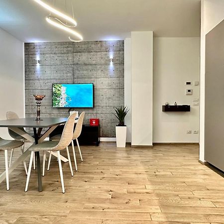 Апартаменти Luxurysmart Мізано-Адріатіко Екстер'єр фото